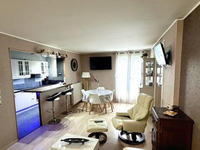 Appartement 4 p de 88m² en bon état proche commodités