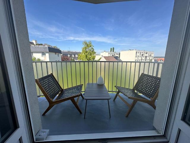 Appartement 4 pi�ces Hauts de Chatou Le Francilien
