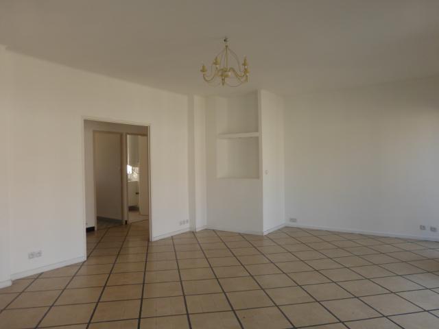 Appartement 4 pièce s 3 chambre s 107.7 m²