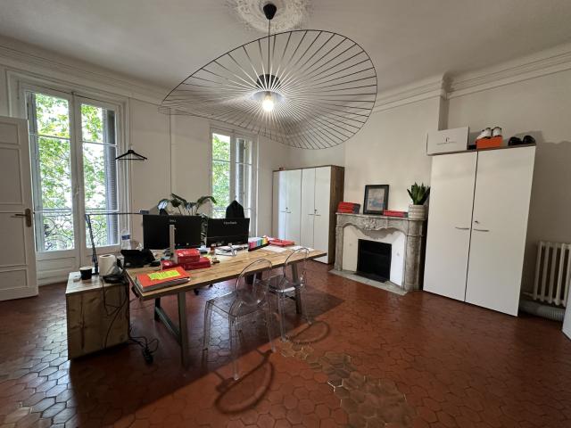 Appartement 4 pièce s 3 chambre s 131.7 m²