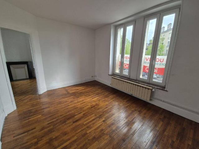 APPARTEMENT 4 pièce s 68m²