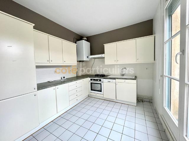 Appartement 4 pièce s 77.5 m2 Hyper centre ville de Bar le Duc