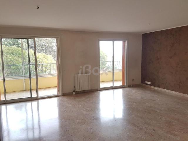 Appartement 4 pièce s 92.1 m²