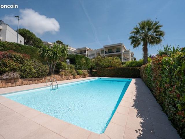 Appartement 4 pièce vue mer