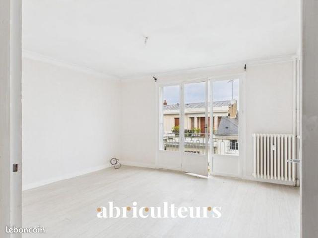 Appartement 4 pièces 43 m²