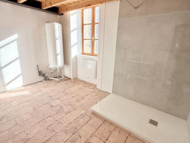 Appartement 4 pièces, 40 m² à louer à Vaison la Romaine 84110
