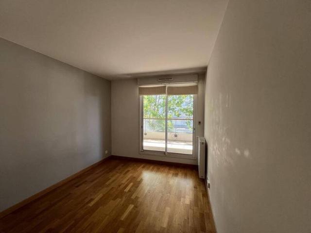 Appartement 4 pièces 44000 Nantes Guist'hau Réf: 12071