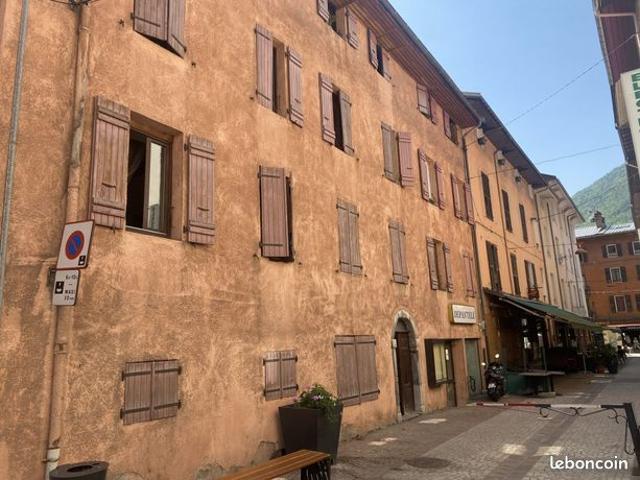 Appartement 4 pièces 53 m²