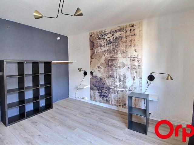 Appartement 4 pièces, 52 m² à louer à Marseille 3 13003