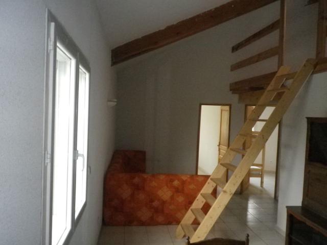 Appartement 4 pièces, 54 m² à louer à Caveirac 30820