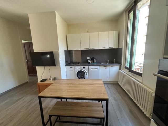 Appartement 4 pièces, 59 m² à louer à Chambéry 73000
