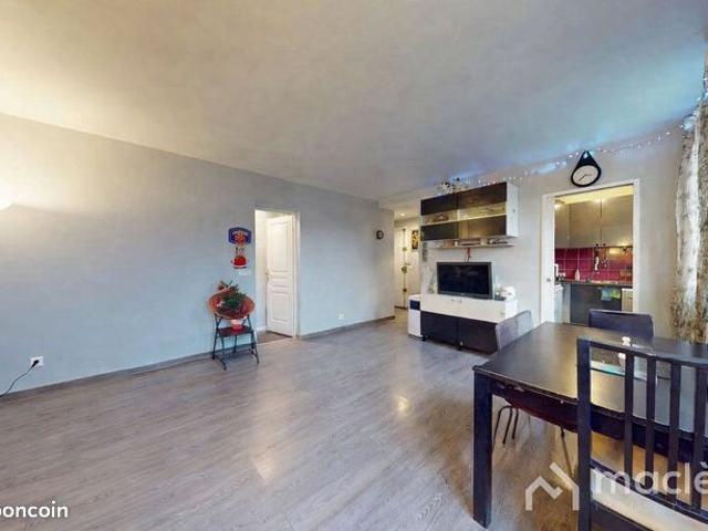 Appartement 4 pièces 59 m²