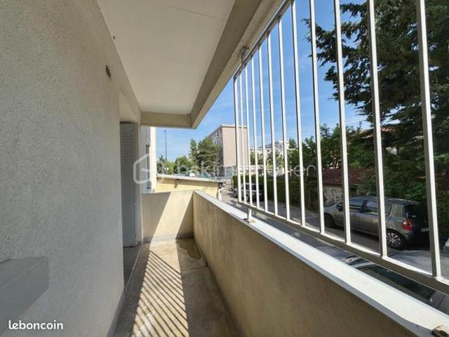Appartement 4 pièces 59 m²