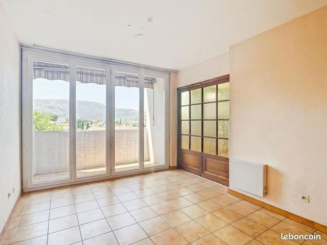 Appartement 4 pièces 63 m²
