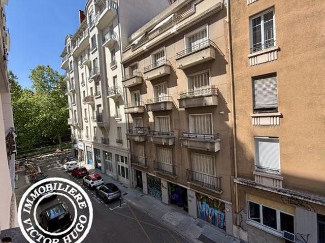 Appartement 4 pièces 63 m²