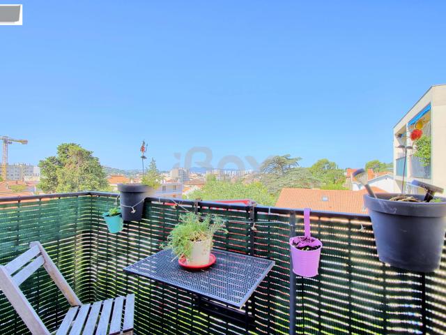 Appartement 4 pièces 63 m²