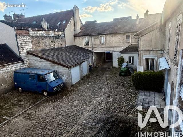 Appartement 4 pièces 63 m²