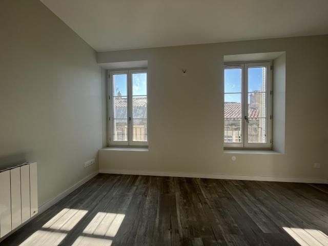 Appartement 4 pièces, 61 m² à louer à Clermont Ferrand 63000