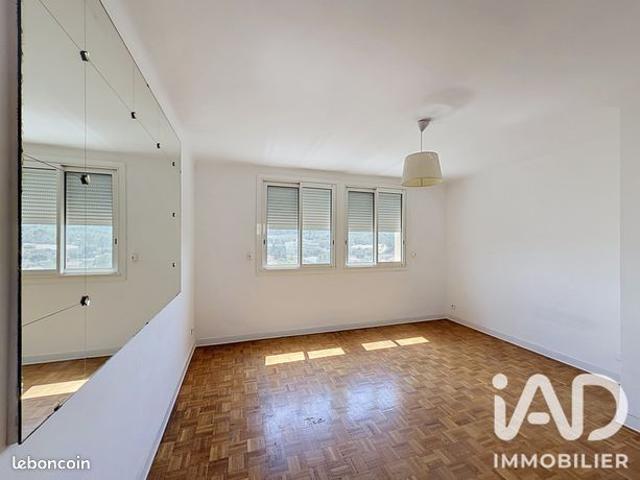 Appartement 4 pièces 67 m²