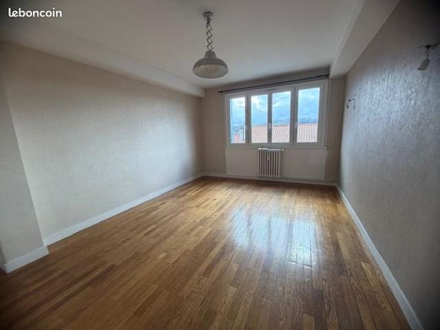 Appartement 4 pièces 67 m²