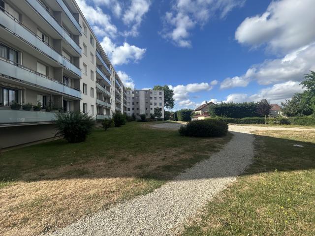 Appartement 4 pièces 67 m²