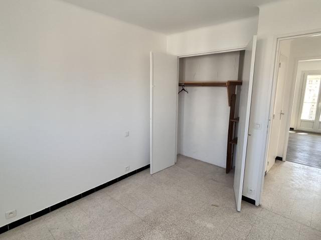 Appartement 4 pièces, 64 m² à louer à Toulon 83000