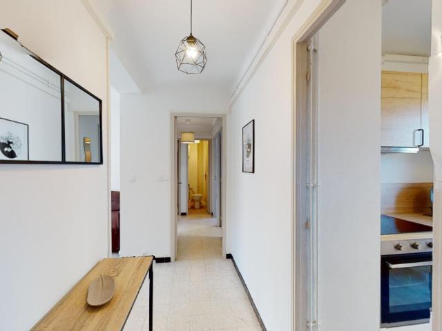 Appartement 4 pièces, 64 m² à louer à Toulon 83000