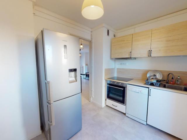 Appartement 4 pièces, 64 m² à louer à Toulon 83000