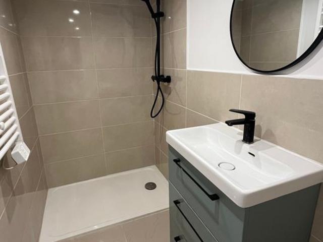 Appartement 4 pièces, 64 m² à louer à Caen 14000