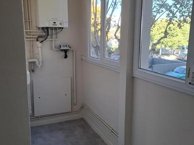 Appartement 4 pièces, 64 m² à louer à Orange 84100