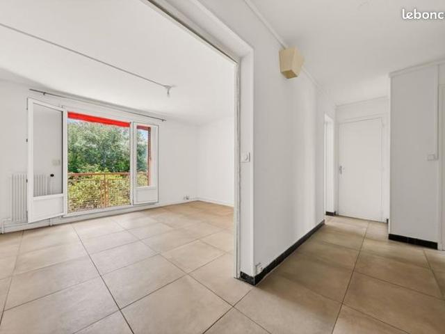 Appartement 4 pièces 64 m²