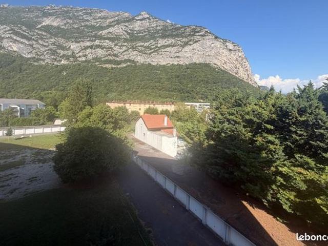 Appartement 4 pièces 64 m²