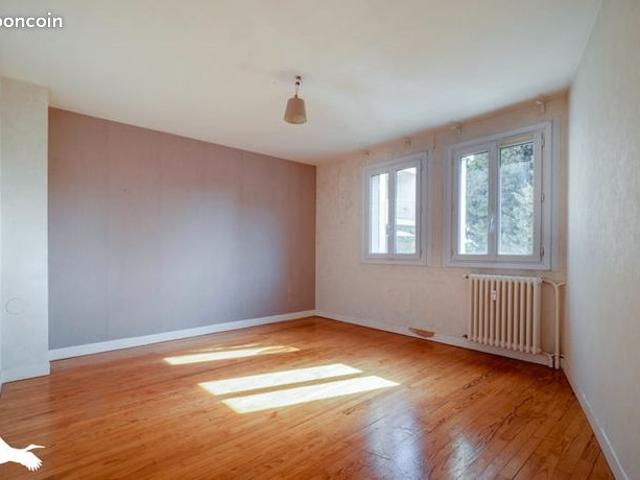 Appartement 4 pièces 64 m²
