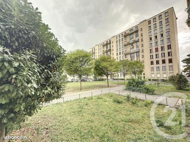 Appartement 4 pièces 64 m²