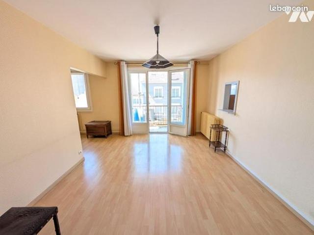 Appartement 4 pièces 64 m²