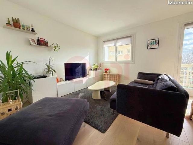 Appartement 4 pièces 64 m²