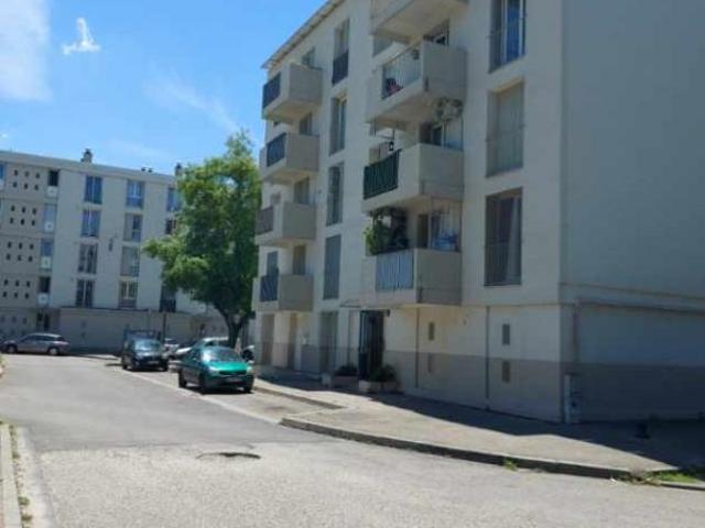 Appartement 4 pièces, 65 m² à louer à Avignon 84000