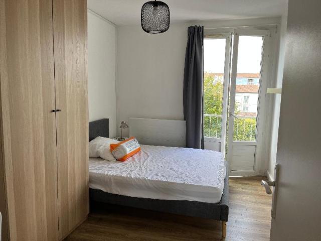 Appartement 4 pièces, 65 m² à louer à Bordeaux 33000