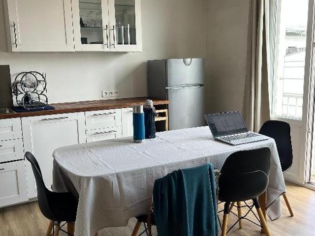 Appartement 4 pièces, 65 m² à louer à Bordeaux 33000