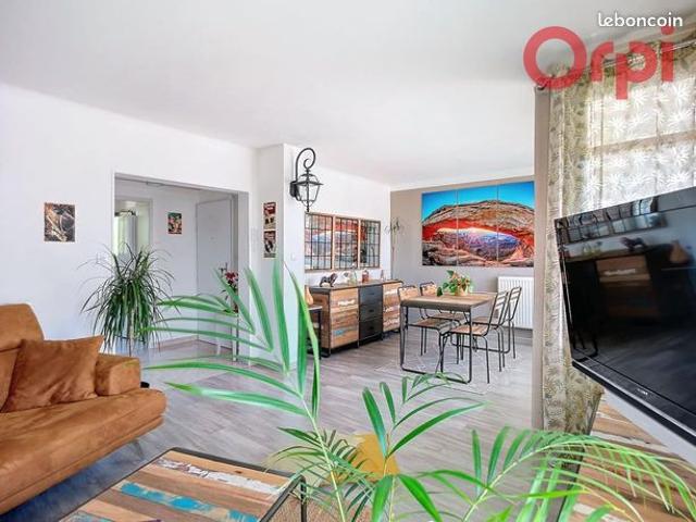 Appartement 4 pièces 65 m²