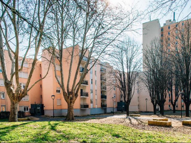 Appartement 4 pièces, 66 m² à louer à Nîmes 30000