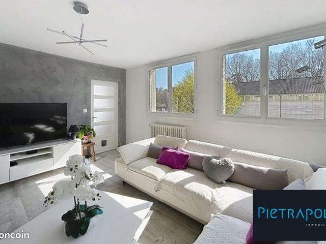 Appartement 4 pièces 66 m²
