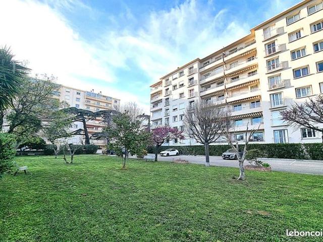 Appartement 4 pièces 66 m²