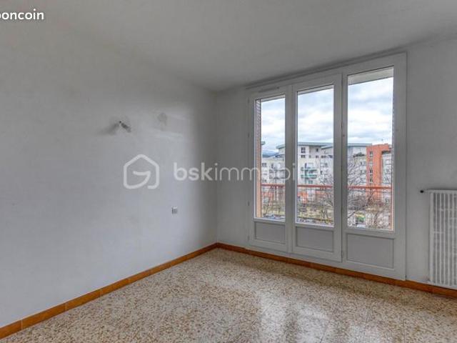 Appartement 4 pièces 66 m²