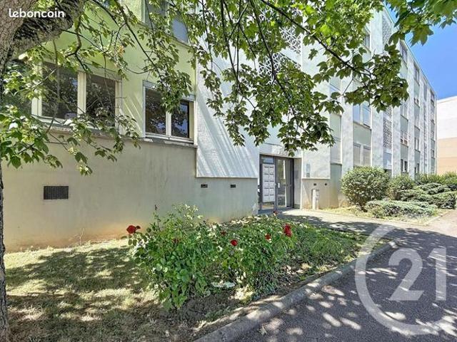 Appartement 4 pièces 66 m²