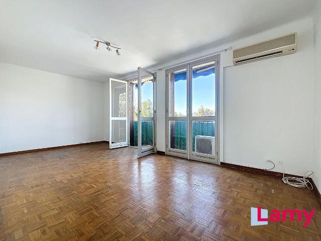 Appartement 4 Pieces 68 m2 aix en provence