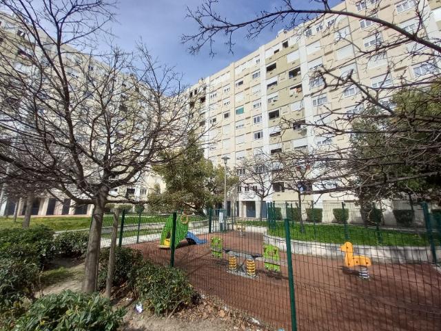 Appartement 4 pièces, 68 m² à louer à Avignon 84000