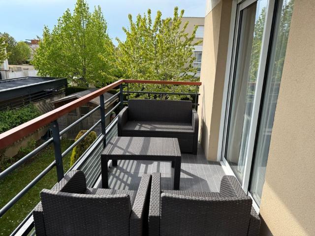 Appartement 4 pièces, 73 m² à louer à Saint Maximin 60740