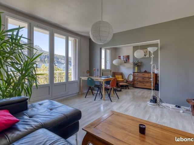 Appartement 4 pièces 73 m²