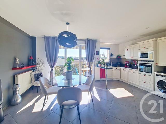 Appartement 4 pièces 73 m²